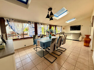  Maison  vendre 6 pices 