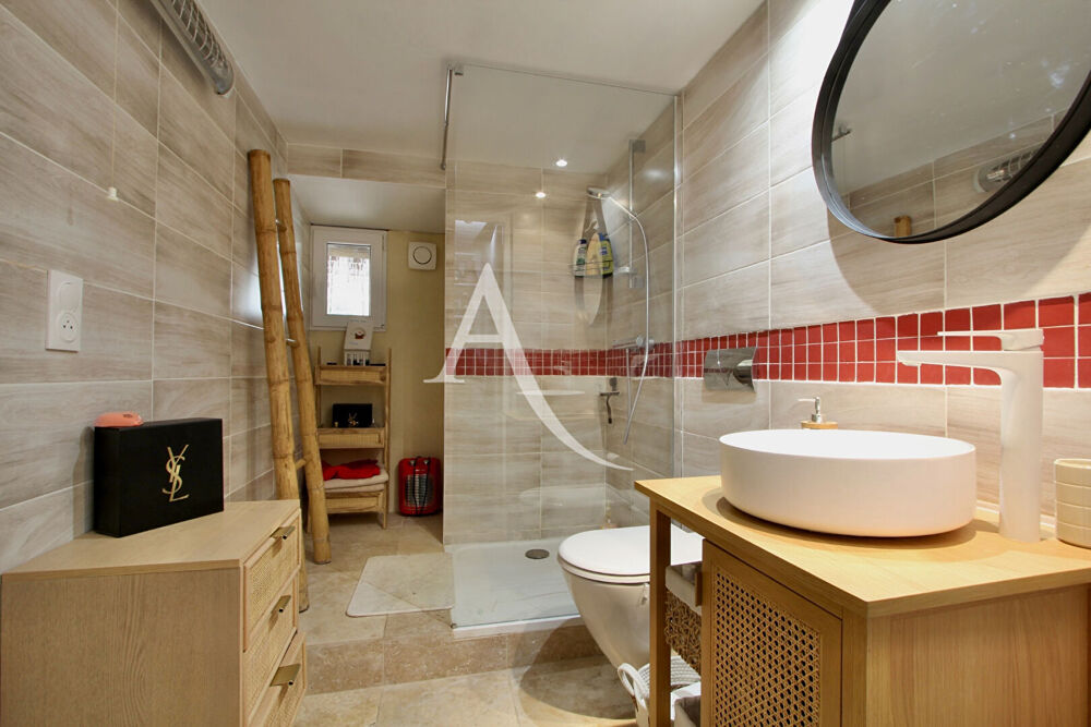 Vente Maison LANSARGUES CENTRE-VILLE - MAISON DE VILLE DE CARACTÈRE RÉNOVÉE - 170 M² - 3 CHAMBRES (POSSIBILITÉ 4) - COUR - TERRASSE TROPÉZIEN Lansargues