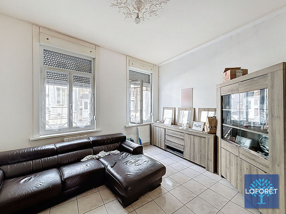 Vente Immeuble Immeuble Raismes 6 pièces 141.96 m2 Raismes