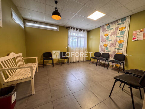   LOCAL PROFESSIONNEL 235M² AVEC 4 STATIONNEMENTS PRIVATIFS - GRENOBLE MALHERBE 