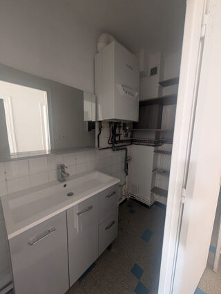 Appartement à louer 2 pièces 39 m²