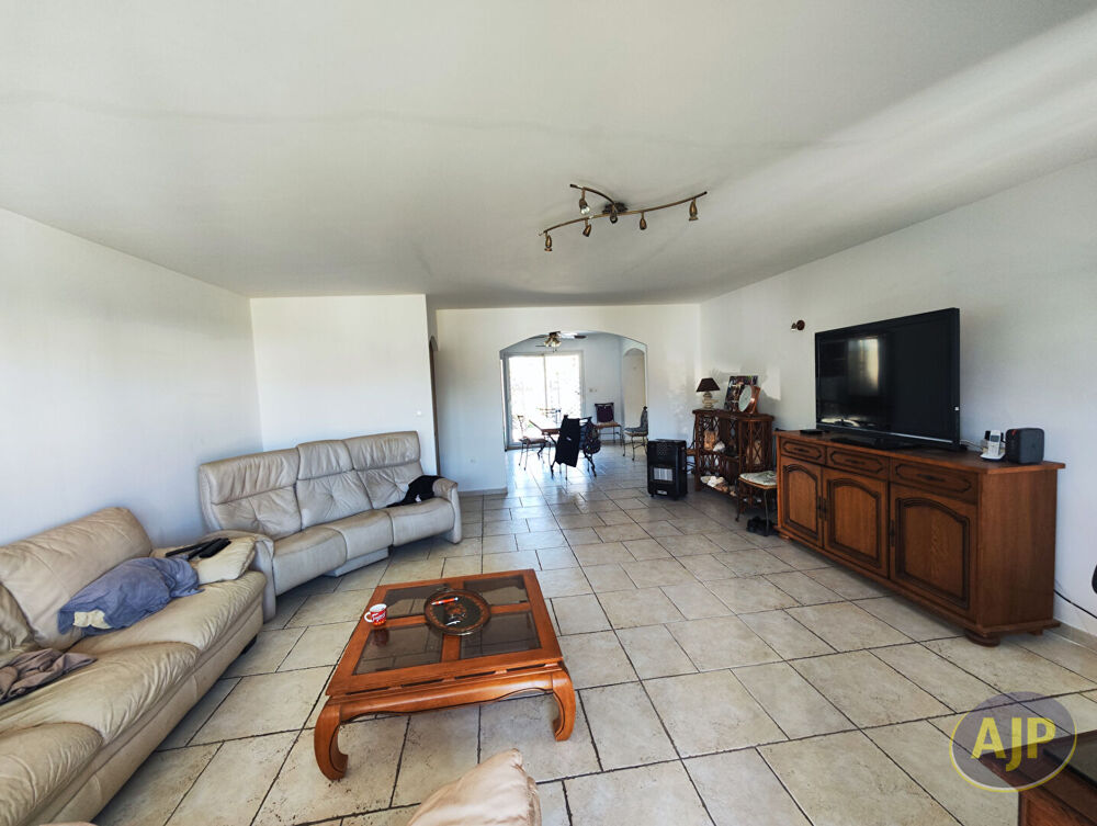 Vente Maison Maison L Aiguillon Sur Mer 7 pièce(s) 185 m2 L aiguillon sur mer