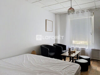  Appartement à louer 1 pièce 32 m²