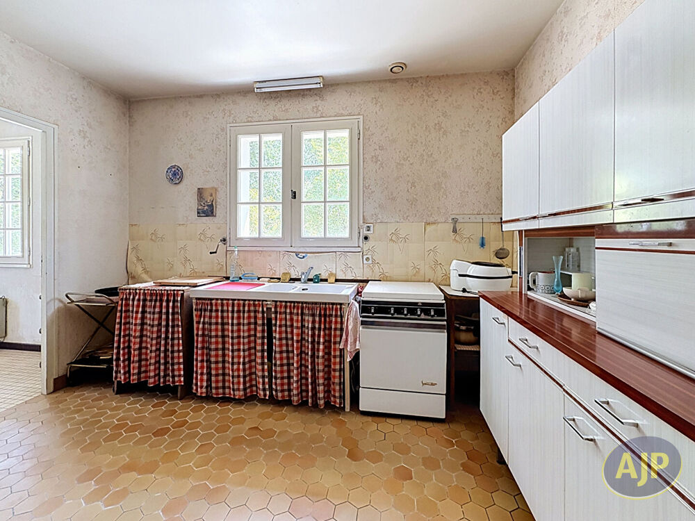 Maison + gîte attenant sur terrai arboré