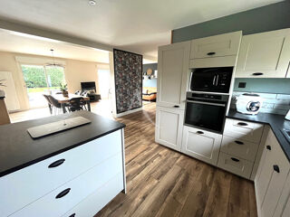  Maison � vendre 8 pi�ces 150 m�