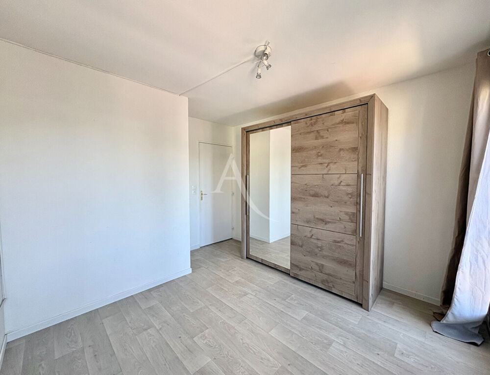 Location Appartement APPARTEMENT METZ SABLON F2 CUISINE EQUIPEE STATIONNEMENT Metz