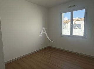 Maison à louer 3 pièces 66 m²