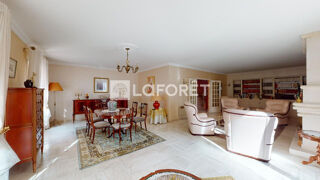  Maison  vendre 8 pices 240 m