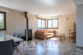  Maison  vendre 6 pices 180 m