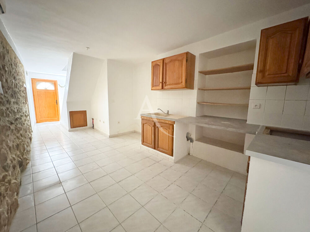 TERRATS : Charmante maison de village 4 pièces - 70 m² rénovée .
