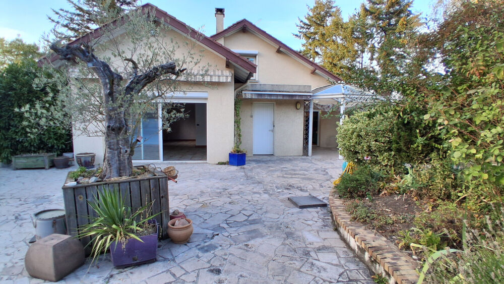 Maison, PISCINE, TERRAIN, 3 CHAMBRES + POSSI 4 et GARAGE