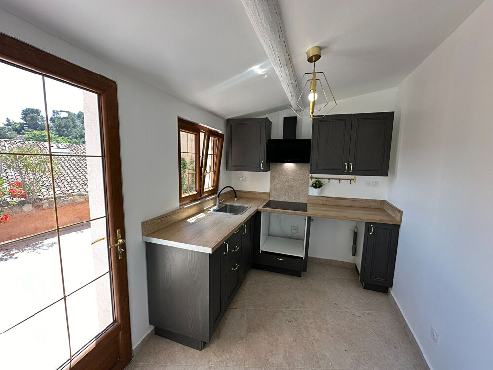 LE LUC - Maison de village 117m² renovée avec Exterieurs - "LOUE"