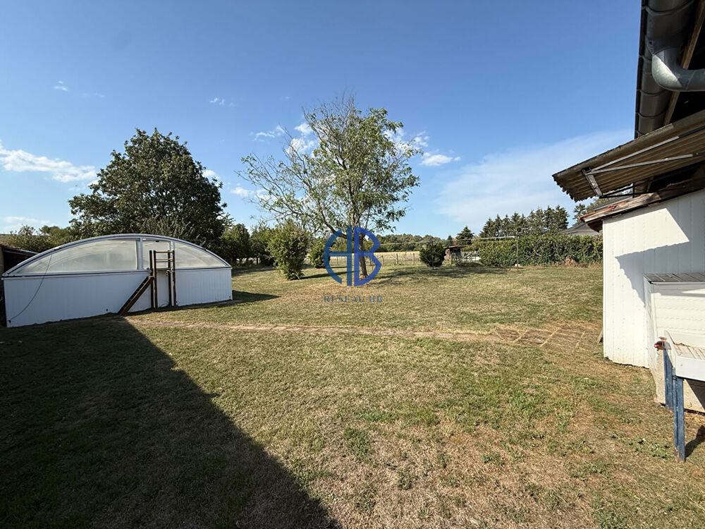 Grande maison à rénover, énorme potentiel
