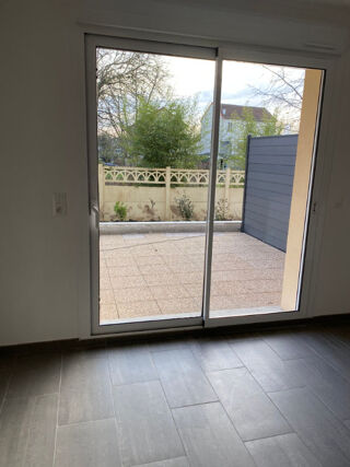  Appartement à louer 3 pièces 52 m²