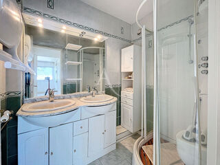  Appartement  vendre 4 pices 85 m