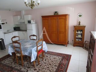  Appartement à louer 3 pièces 66 m²