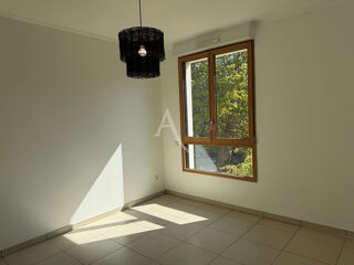  Appartement à louer 2 pièces 50 m²