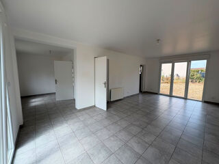  Maison à louer 6 pièces 106 m²