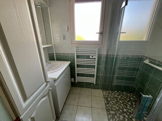  Appartement à louer 5 pièces 73 m²