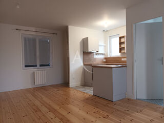  Appartement à louer 3 pièces 65 m²