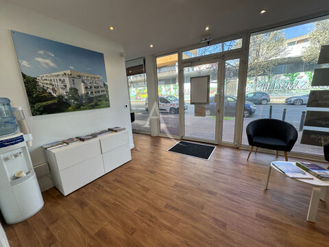 Local commercial CHILLY-MAZARIN 3 pi&egrave;ces 52.07 m&sup2; 1185 91380 Chilly mazarin