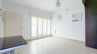  Appartement à louer 1 pièce 27 m²