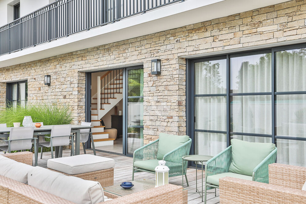 Location Maison Maison  5 pièce(s) 153 m2 Longeville sur mer