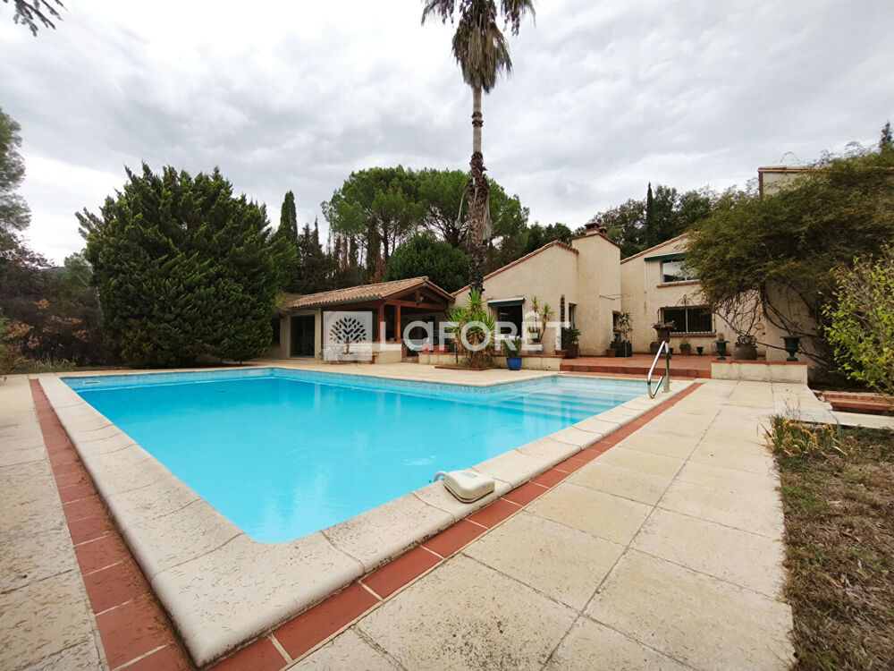 Vente Maison Villa avec piscine et grand jardin à Reynès Reynes
