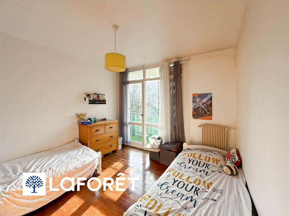 Vente Appartement À vendre : Appartement spacieux de 4 pièces à RIS ORANGIS Ris orangis