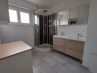  Appartement � vendre 3 pi�ces 85 m�