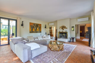  Maison � vendre 8 pi�ces 281 m�
