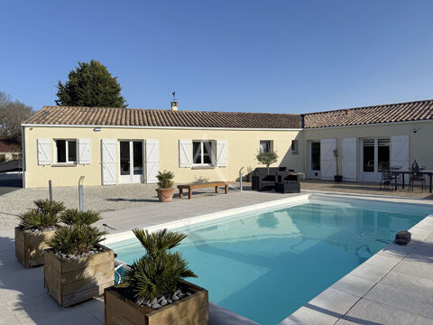   Maison avec piscine 4 chambres Le Givre Maison - 6 pi�ce(s) - 164 m�