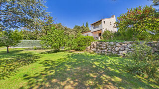 Vente Maison Maison familiale avec piscine sur 2 809 m² de terrain - Pernes-les-Fontaines Pernes les fontaines