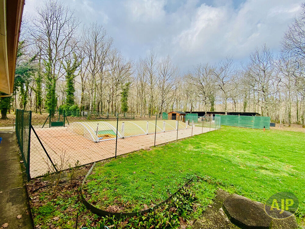 Vente Maison Maison de 140m2 sur 1hA de terrain avec piscine ! Gaillan en medoc
