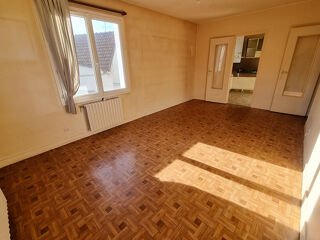  Immeuble  vendre 10 pices 