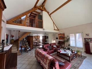  Maison  vendre 8 pices 208 m