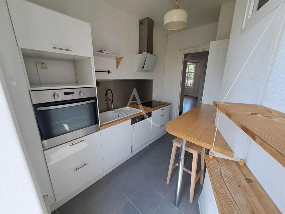 Location Appartement Appartement Nantes - 3 pièce(s) - 79.81 m2 Nantes