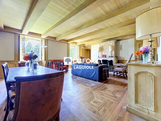  Maison à vendre 13 pièces 372 m²