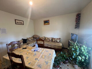  Immeuble � vendre 10 pi�ces 200 m�
