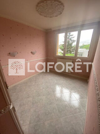  Appartement à louer 3 pièces 70 m²