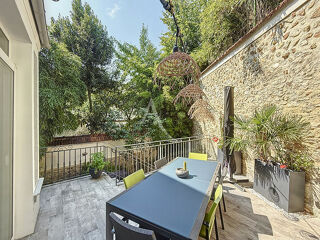  Maison  vendre 8 pices 210 m