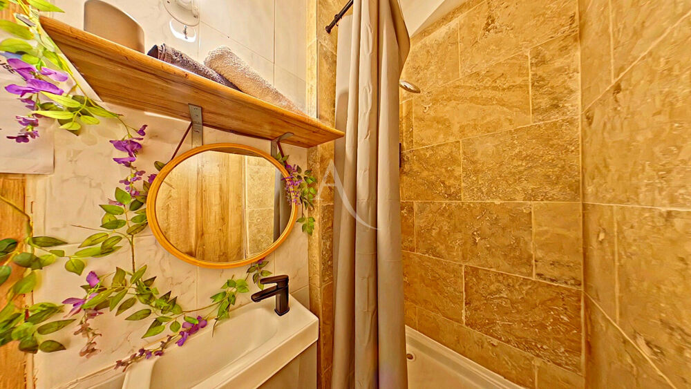 Location Appartement LOCATION MEUBLE STUDIO GREOUX LES BAINS PROCHE PARKING Greoux les bains