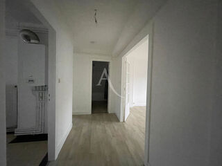  Appartement à louer 3 pièces 71 m²