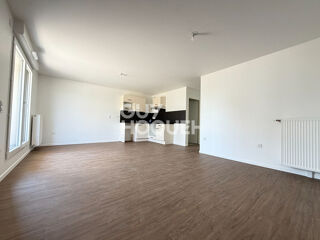  Appartement à louer 3 pièces 61 m²