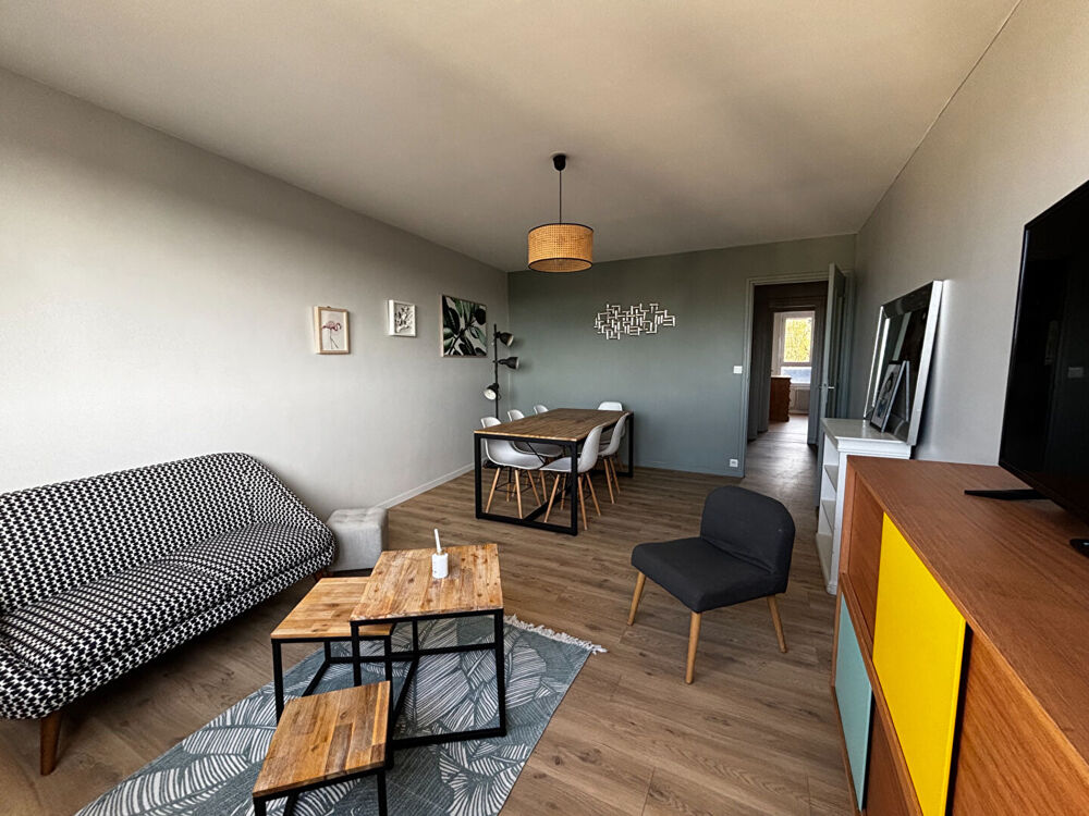 Location Appartement  louer - Superbe F4 Meubl -Quartier Reine Berthe / Rond-Point - Le Havre Le havre