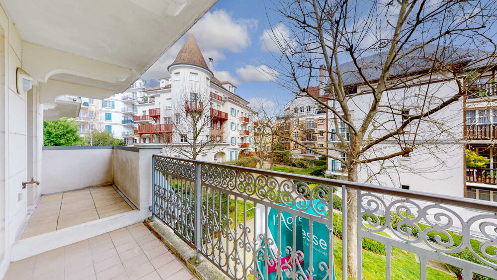 Vente Appartement A VENDRE - COEUR DE VILLE - 3 pièces 59 m² Le Plessis Robinson Le plessis robinson