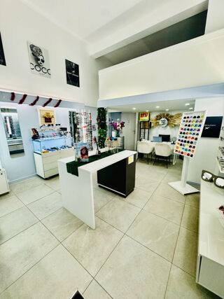   Local commercial Zone Franche de Toulon Toulon