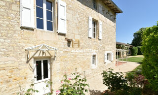  Villa � vendre 8 pi�ces 312 m�