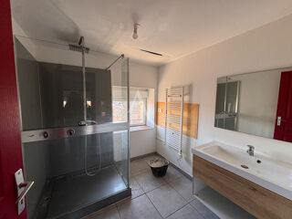  Immeuble à vendre 5 pièces 295 m²