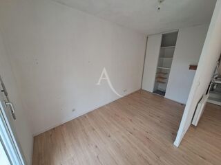  Appartement à louer 2 pièces 34 m²